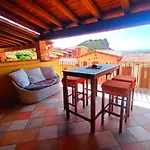 La Tanca Piras Casa de Férias Nebida